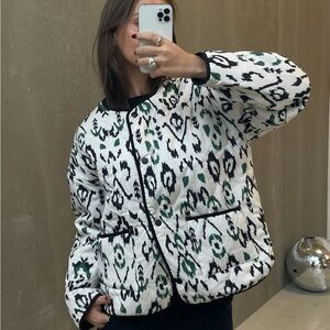 Zara Black and White Patterned Puffer Jacket